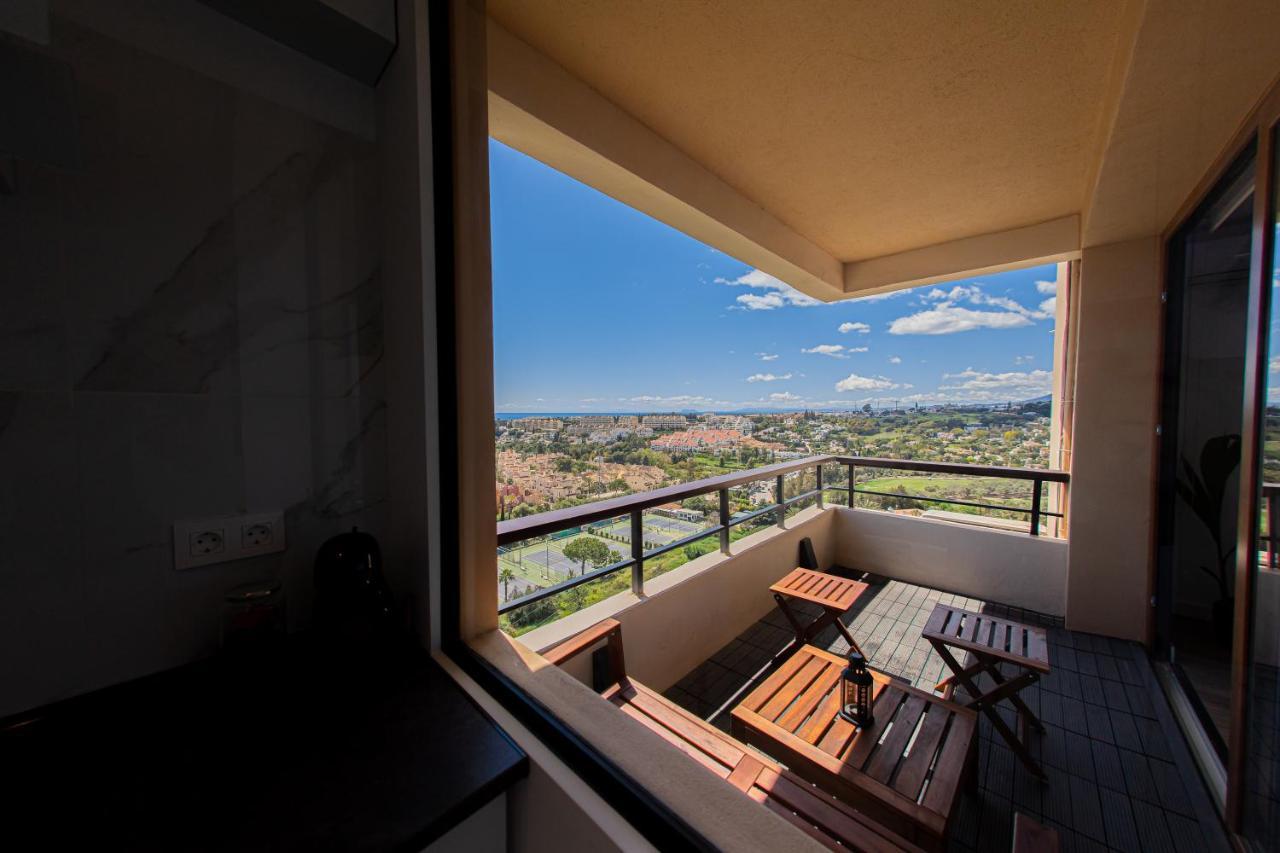 Amazing Apartment With Stunning Views Marbella Exterior photo